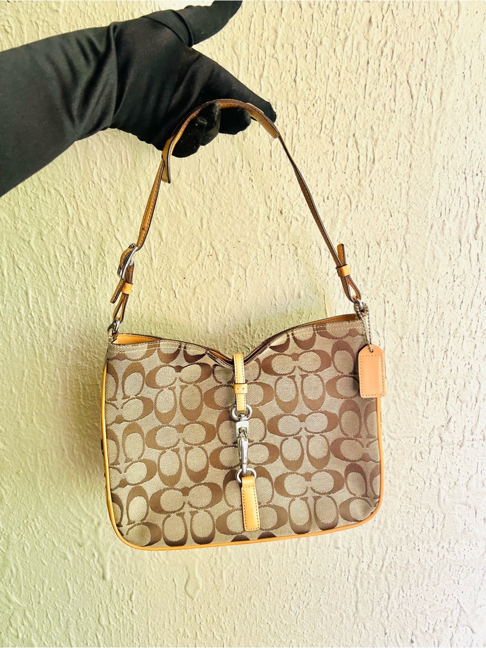 Coach Hampton Signature Canvas Shoulder Bag